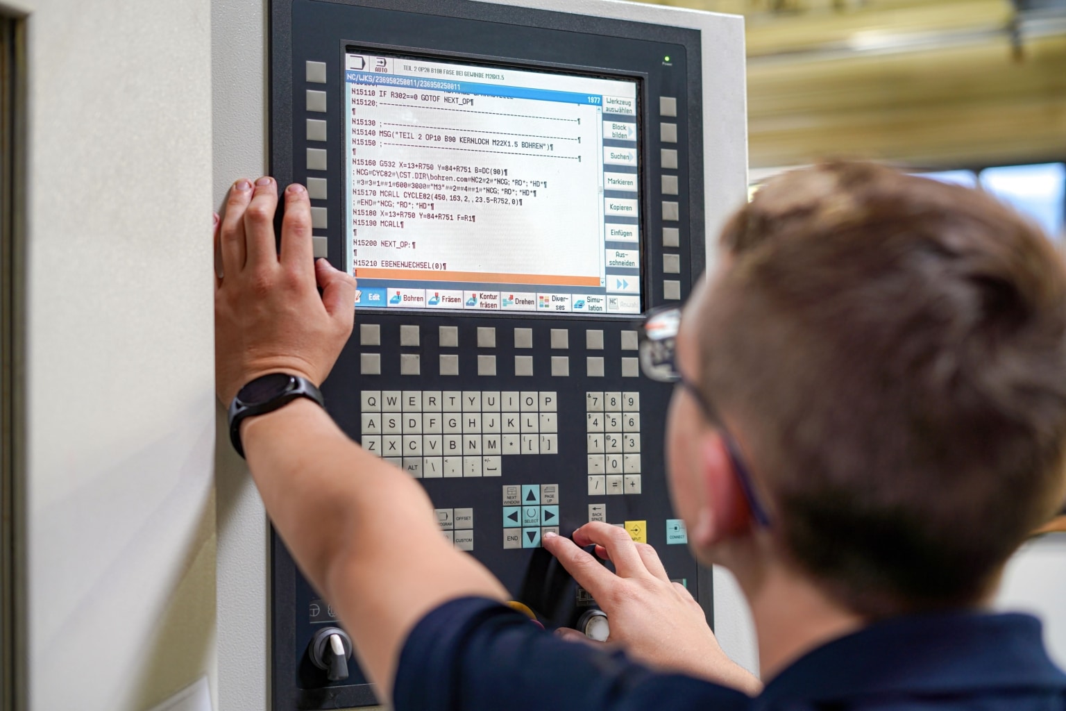 Overcoming the Risks of Outdated Windows-based CNC Machines - Shop ...